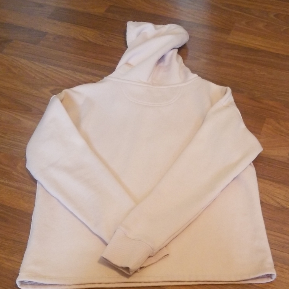 Clothing - Picture 3 of 3